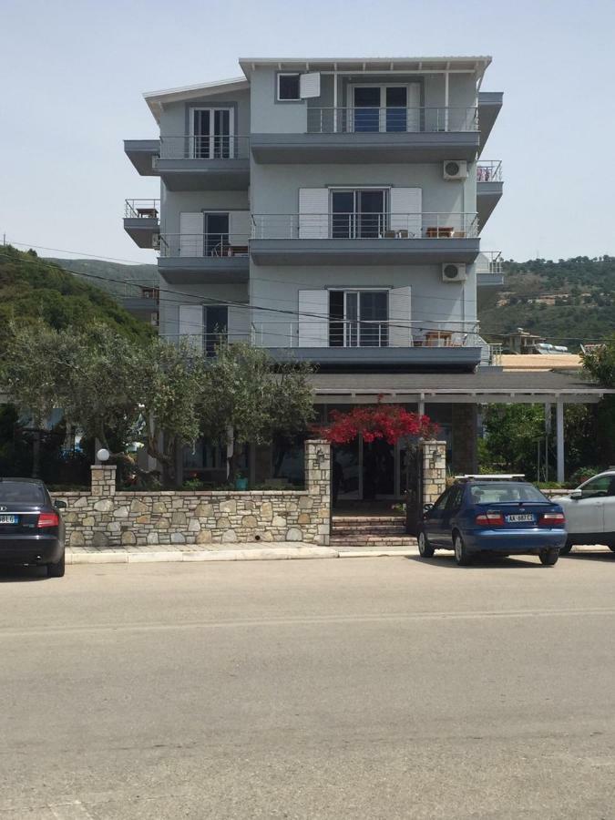 Rondos Hotel Himare Esterno foto